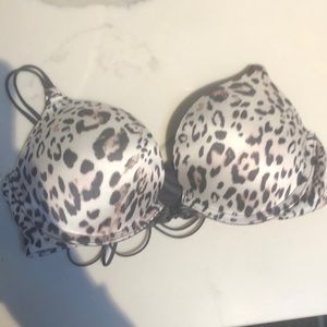 Victoria secret bra